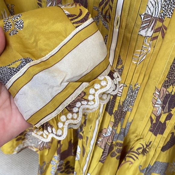 Johnny was mustard blouse - Picture 3 of 6